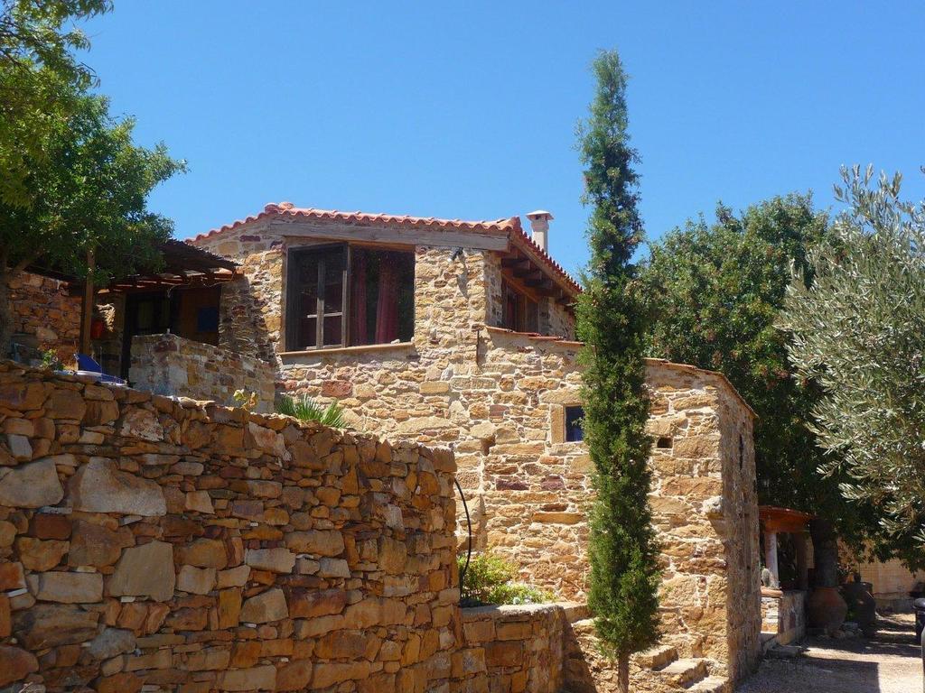Villa Spiti Elaionas كارفاس المظهر الخارجي الصورة